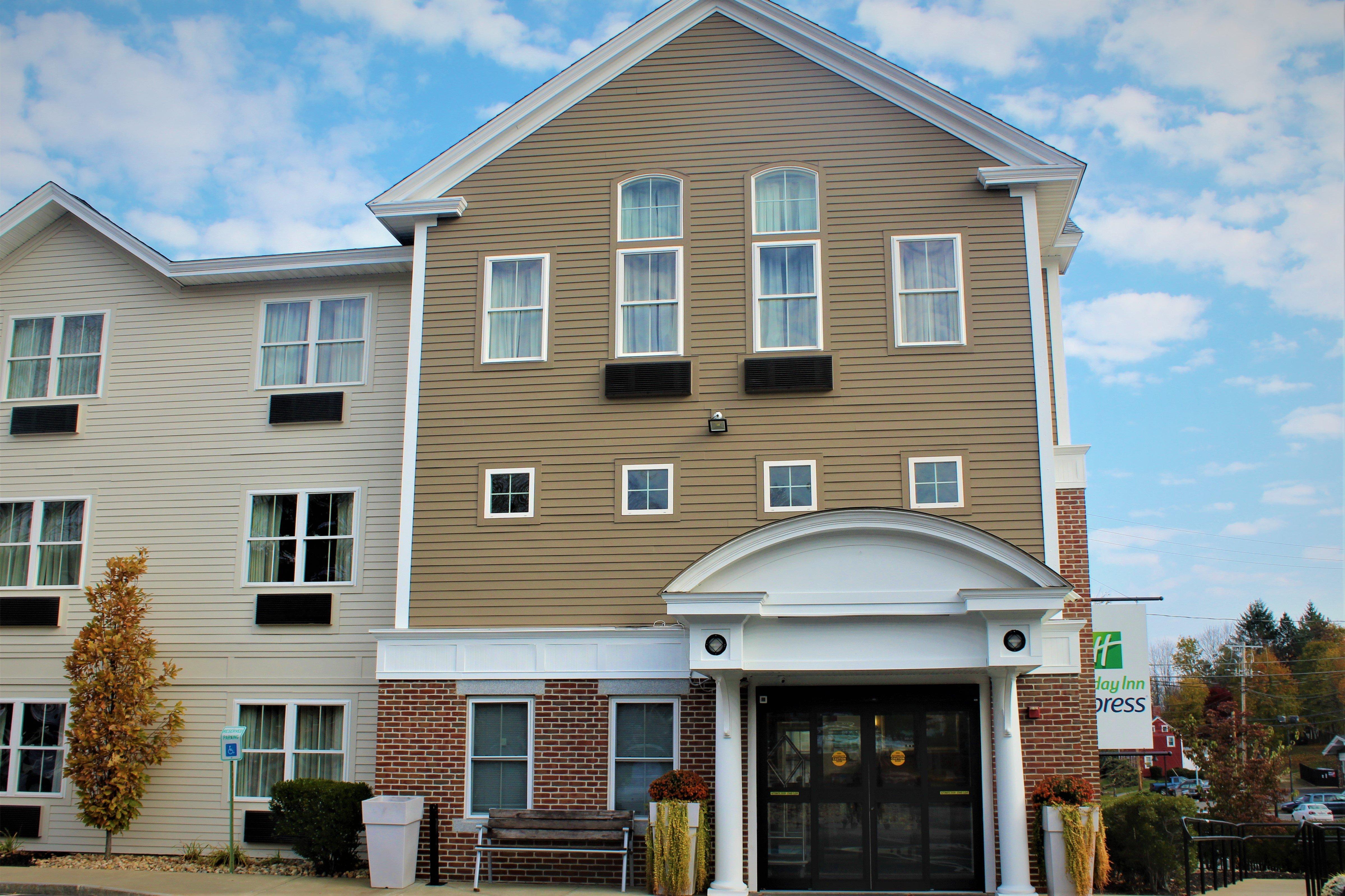 Holiday Inn Express Durham-Unh By Ihg Exterior photo